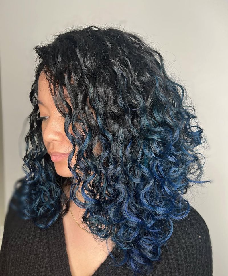 Asymmetrical Curls