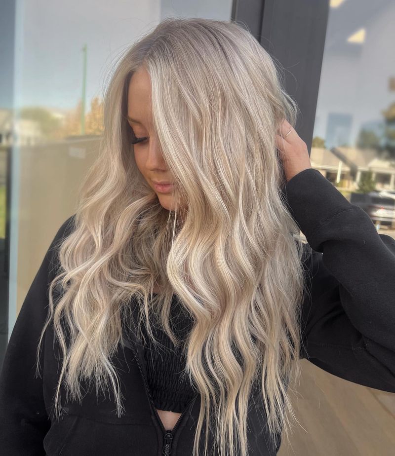 Champagne Blonde