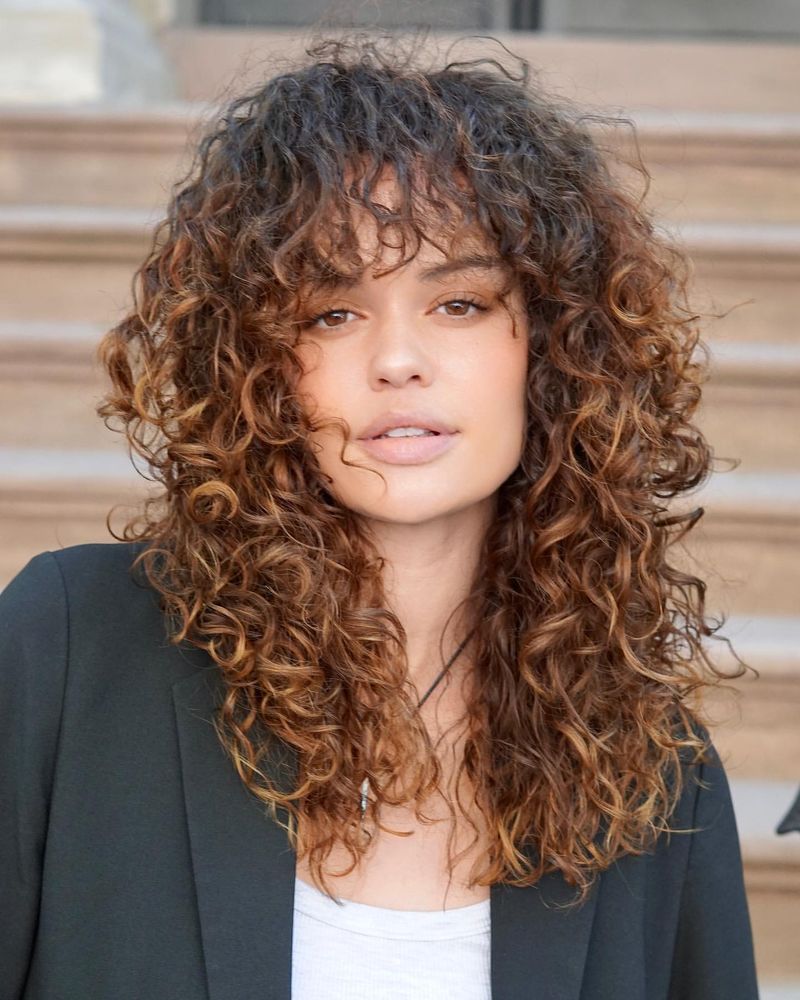 Curly Shag for Oval Faces