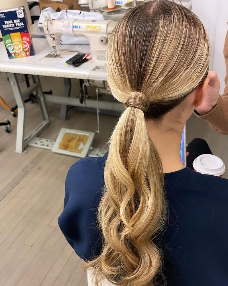 Loose Wavy Ponytail