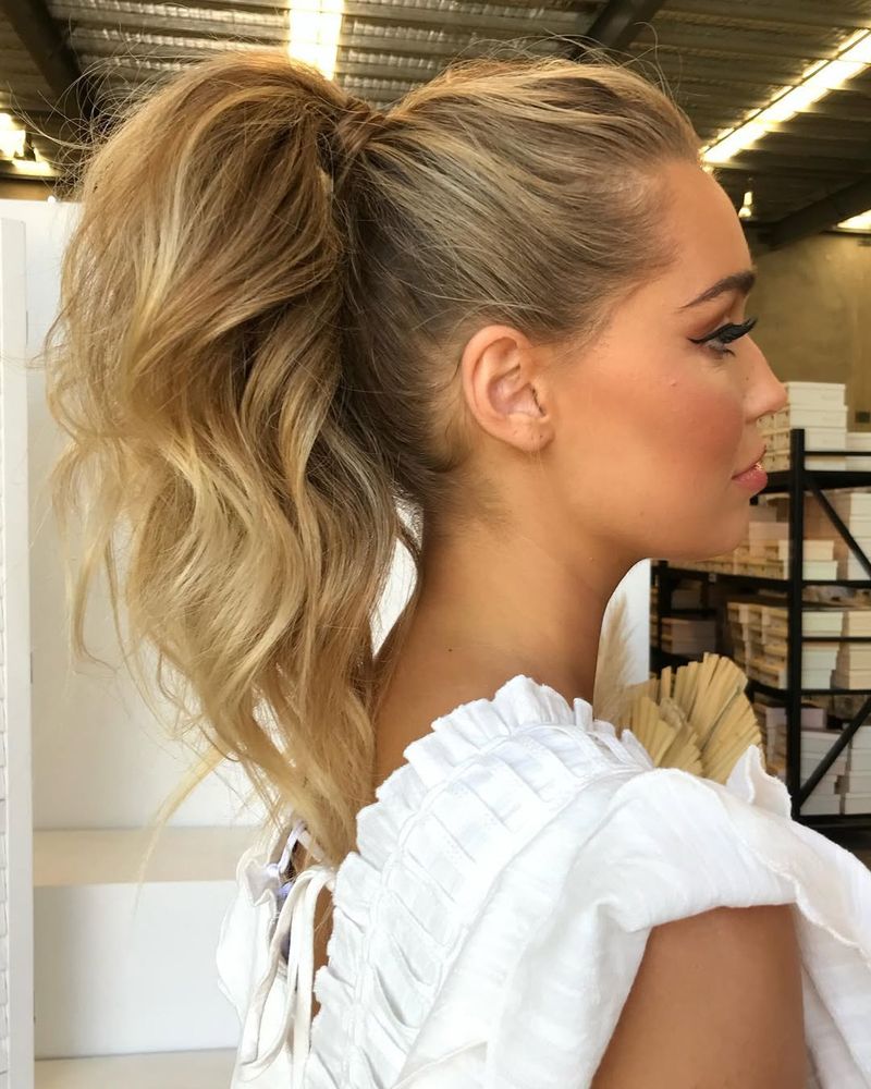 High Pony with Volume