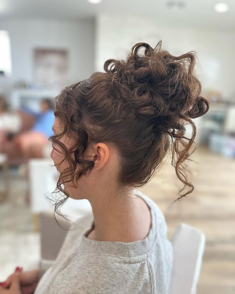 Wavy High Bun