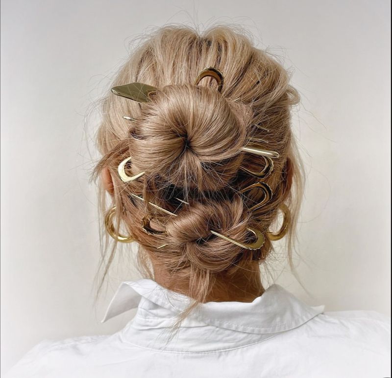 Messy Bun with Hairpins