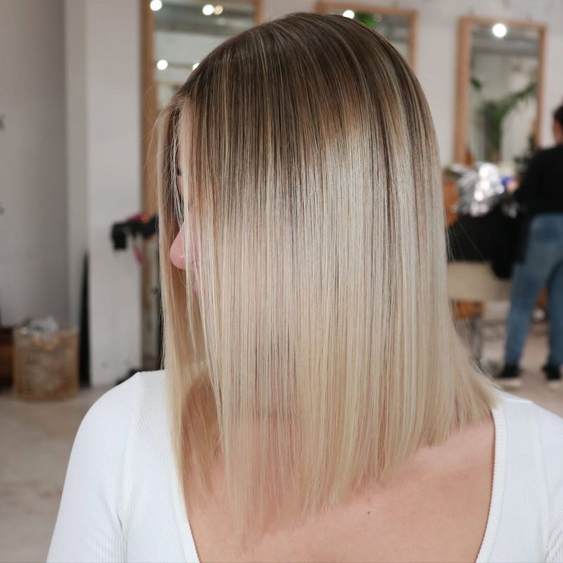 Layered Lob with Sunkissed Babylights