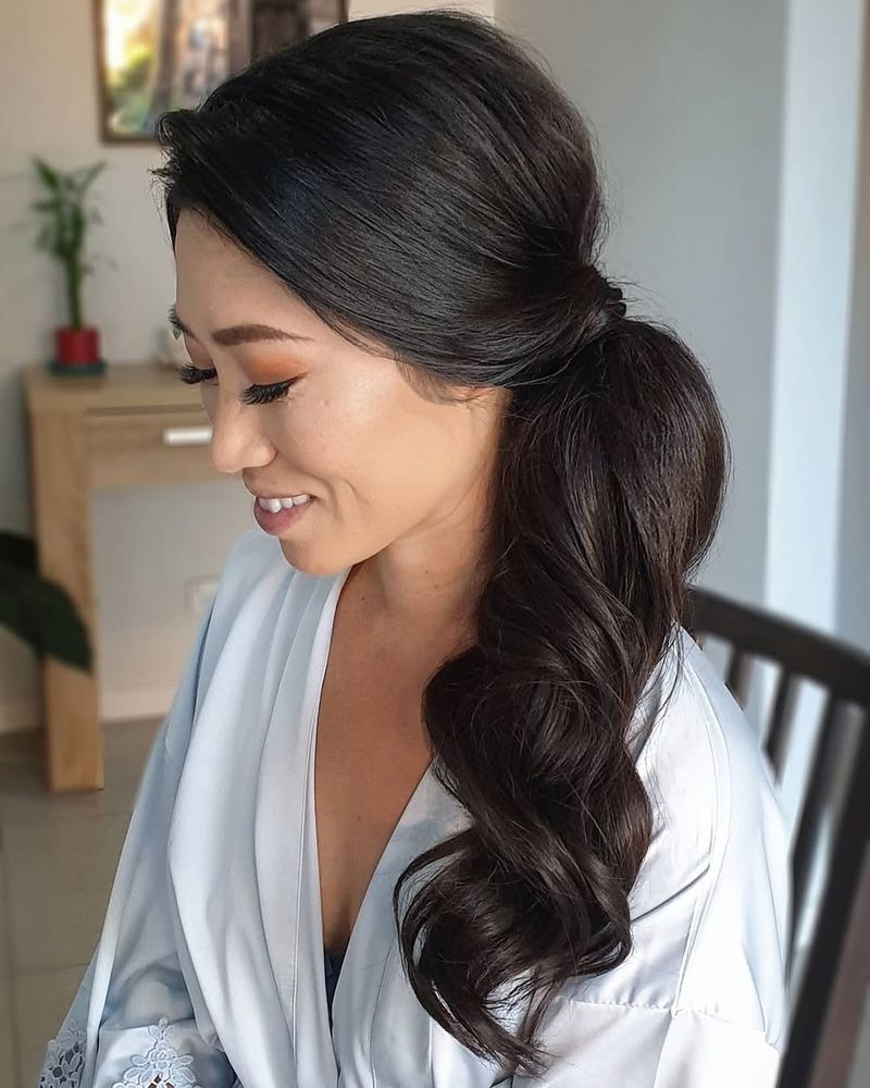 Side Low Ponytail