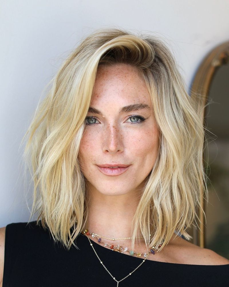 Tousled Waves with Deep Side Part