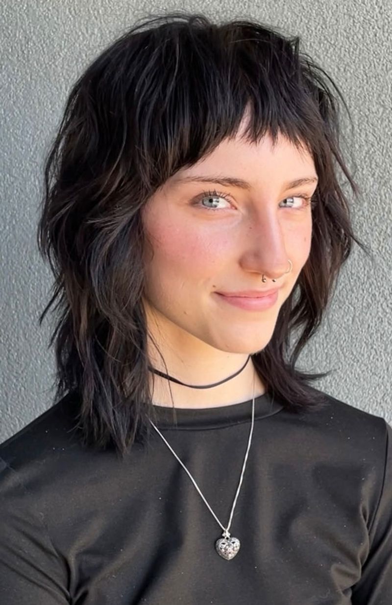 Micro Bangs Shag