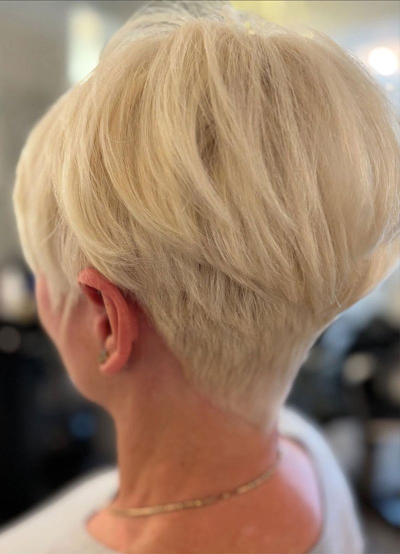 Tapered Nape with Longer Crown