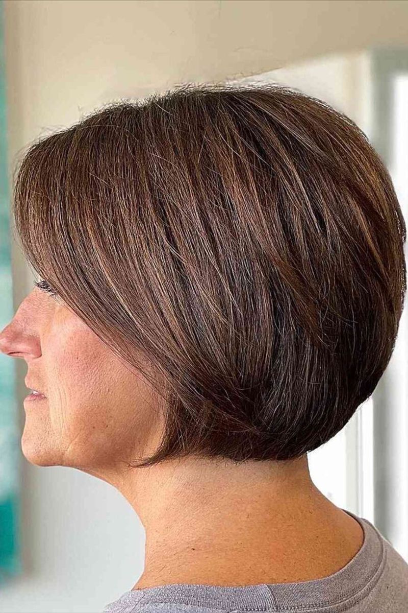 Graduated Bob with Volume
